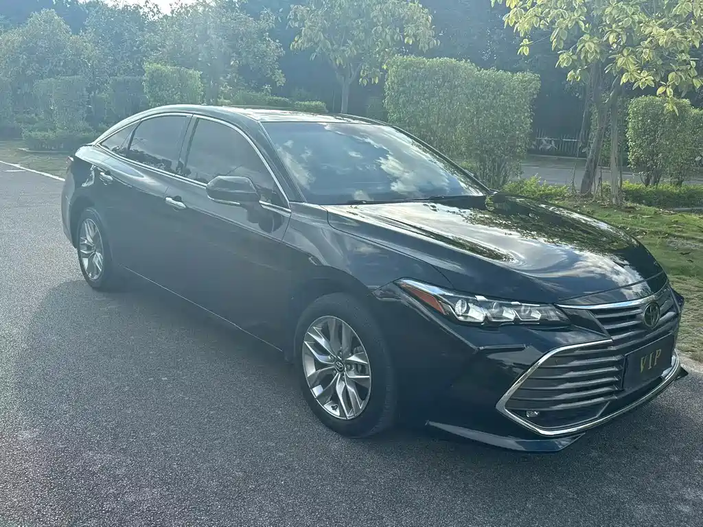 Toyota Avalon — фото 3