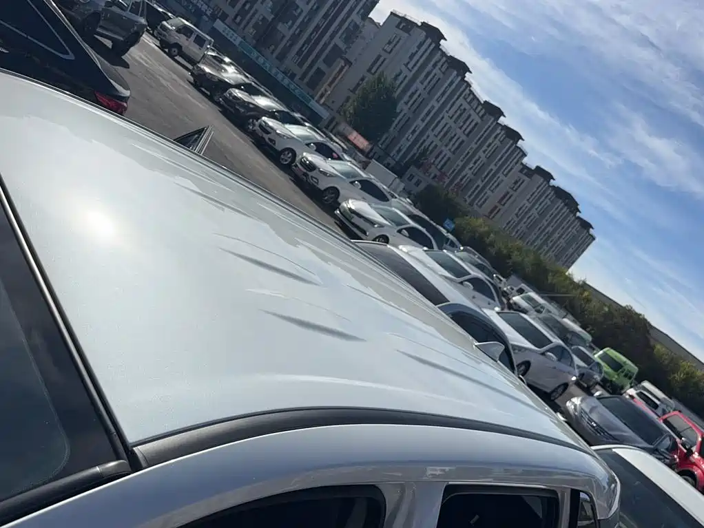 Toyota RAV4 — фото 19