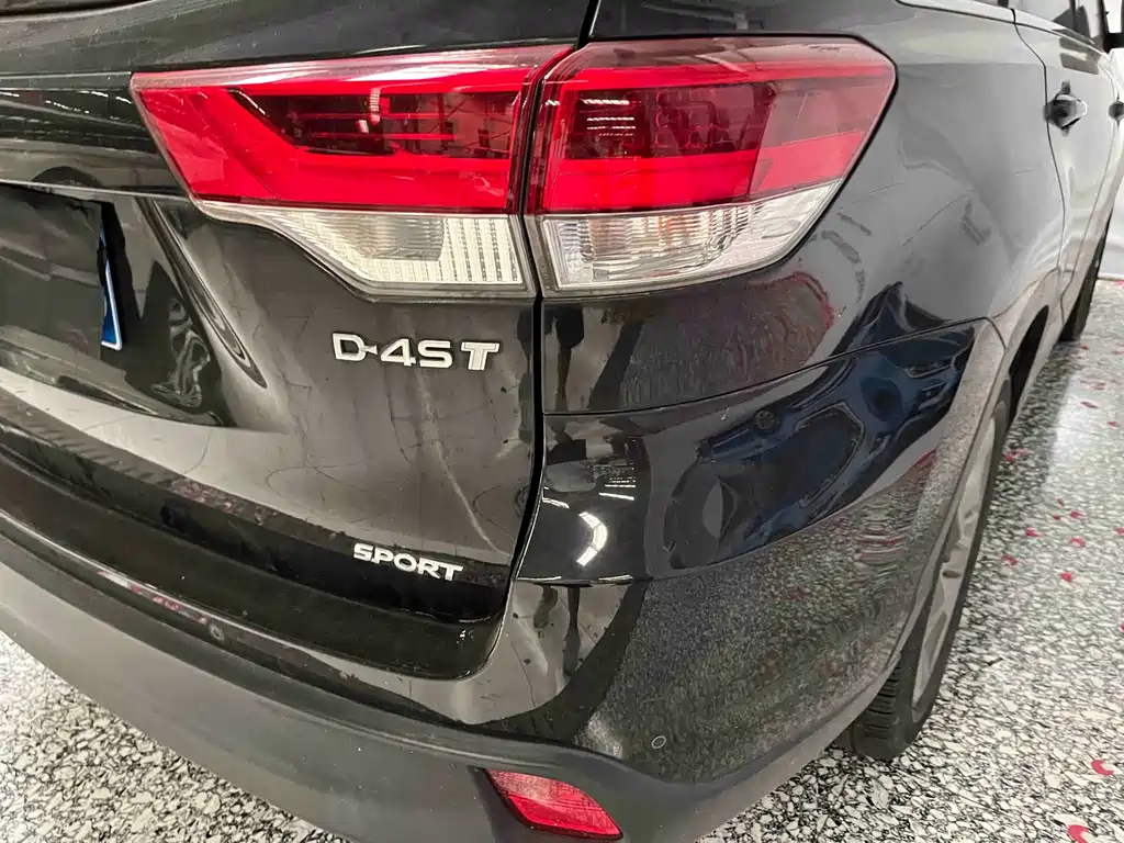 Toyota Highlander — фото 19