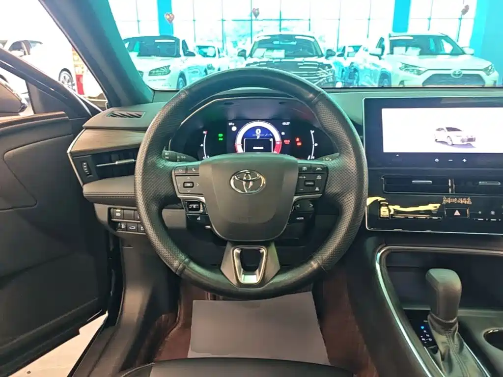 Toyota Avalon — фото 11