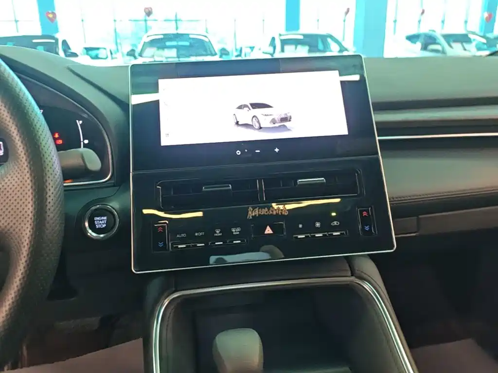 Toyota Avalon — фото 13