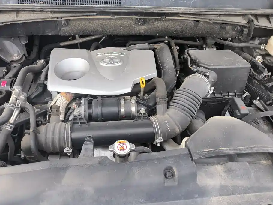 Toyota Highlander — фото 10