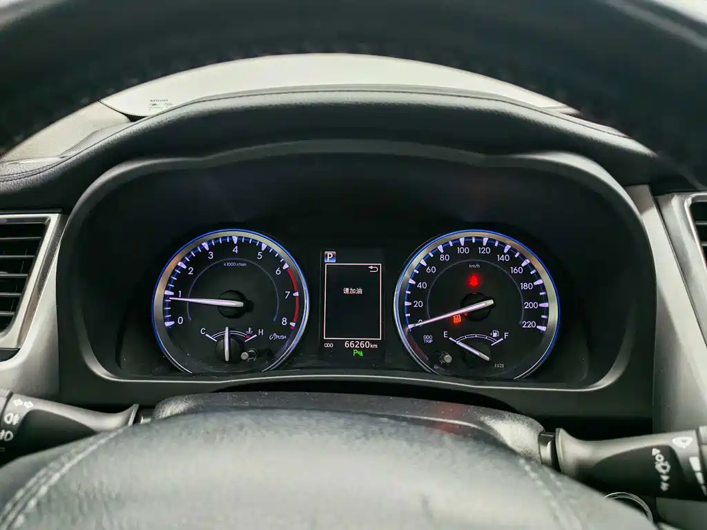 Toyota Highlander — фото 15