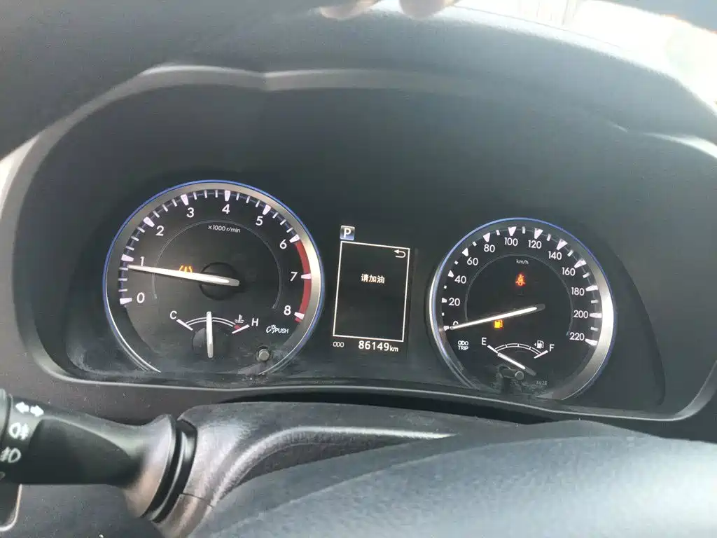 Toyota Highlander — фото 13