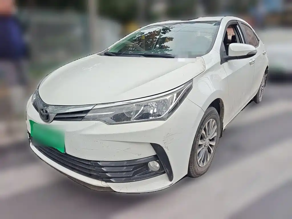 Toyota Corolla — фото 2