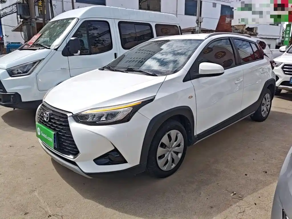 Toyota Yaris L