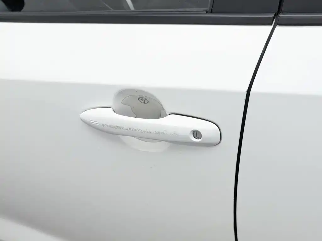 Toyota Levin — фото 18