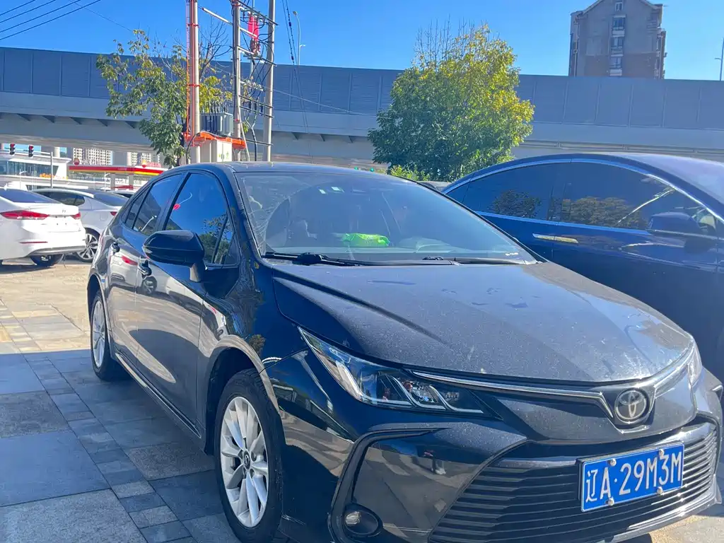 Toyota Corolla — фото 3