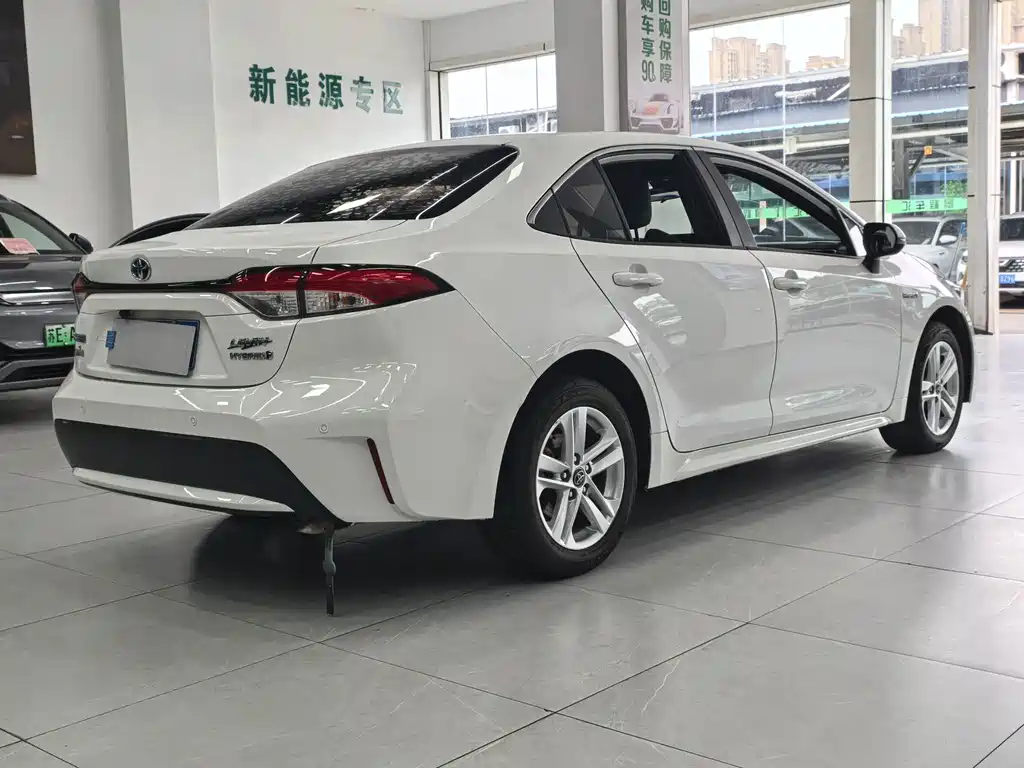 Toyota Levin — фото 14