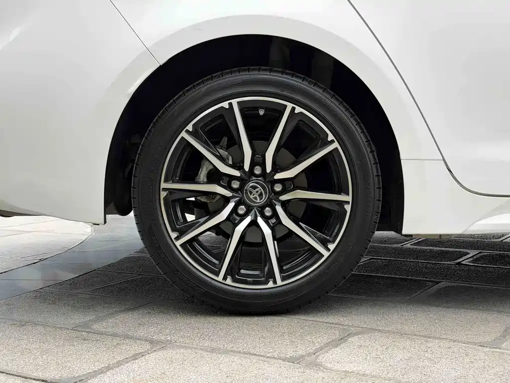 Toyota Levin — фото 11
