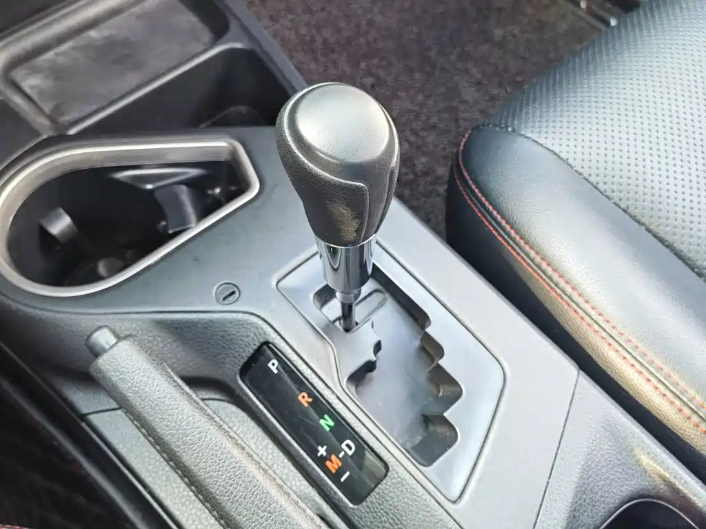 Toyota RAV4 — фото 13