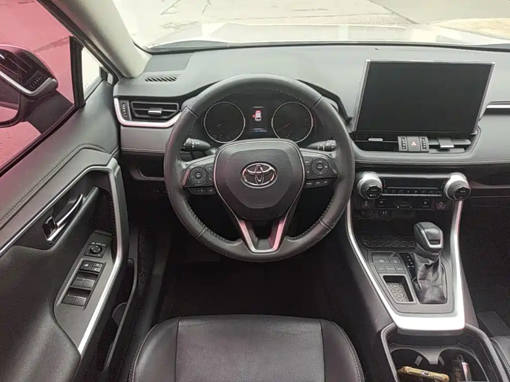 Toyota Wildlander — фото 15