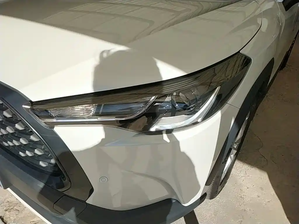 Toyota Corolla Cross — фото 24