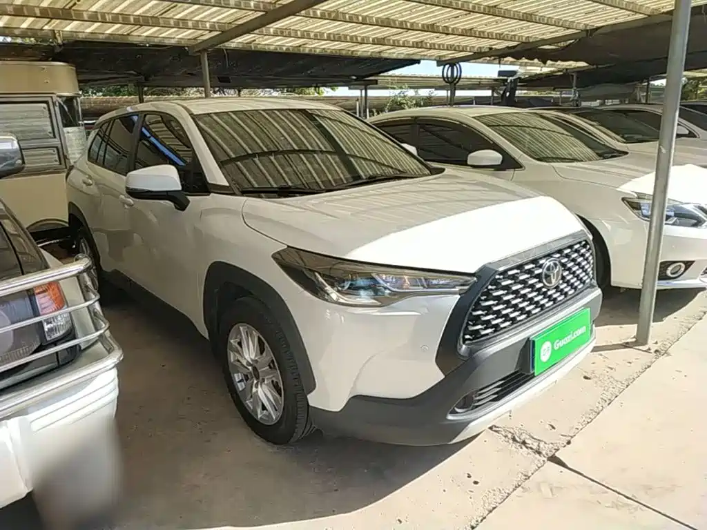 Toyota Corolla Cross — фото 4