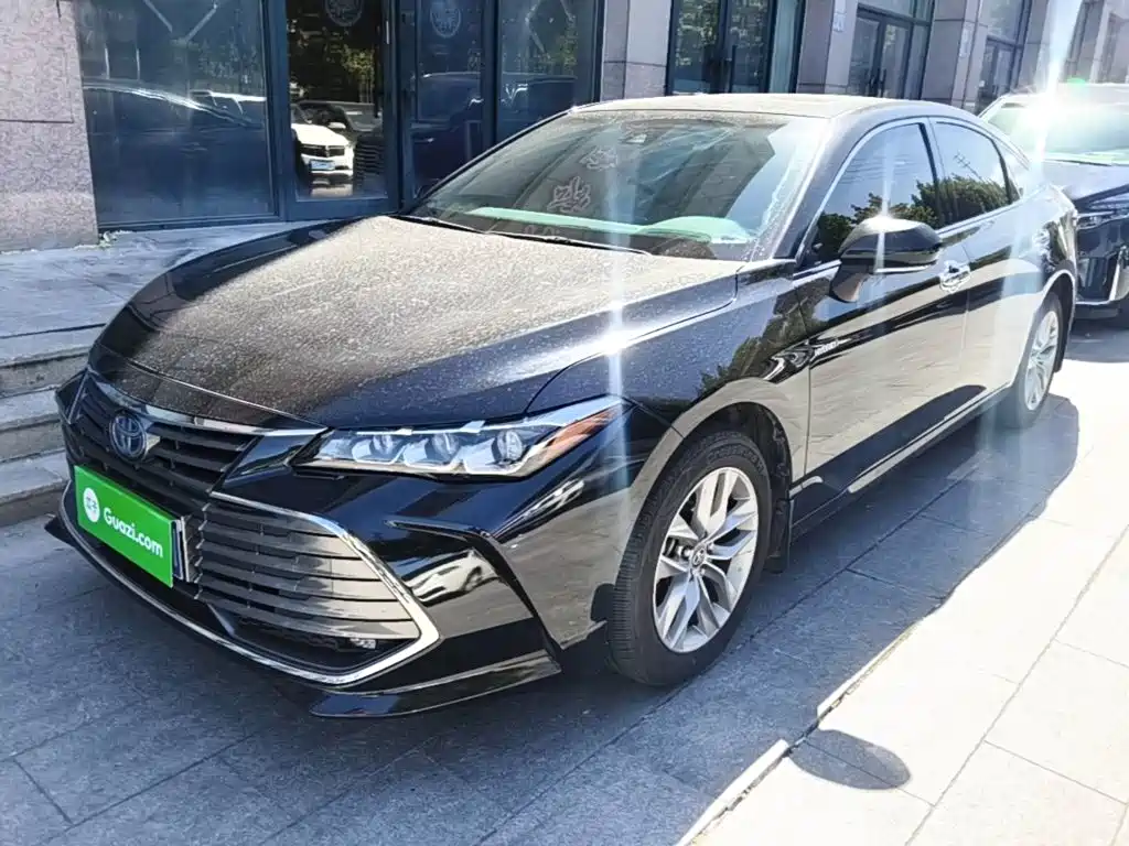 Toyota Avalon — фото 2