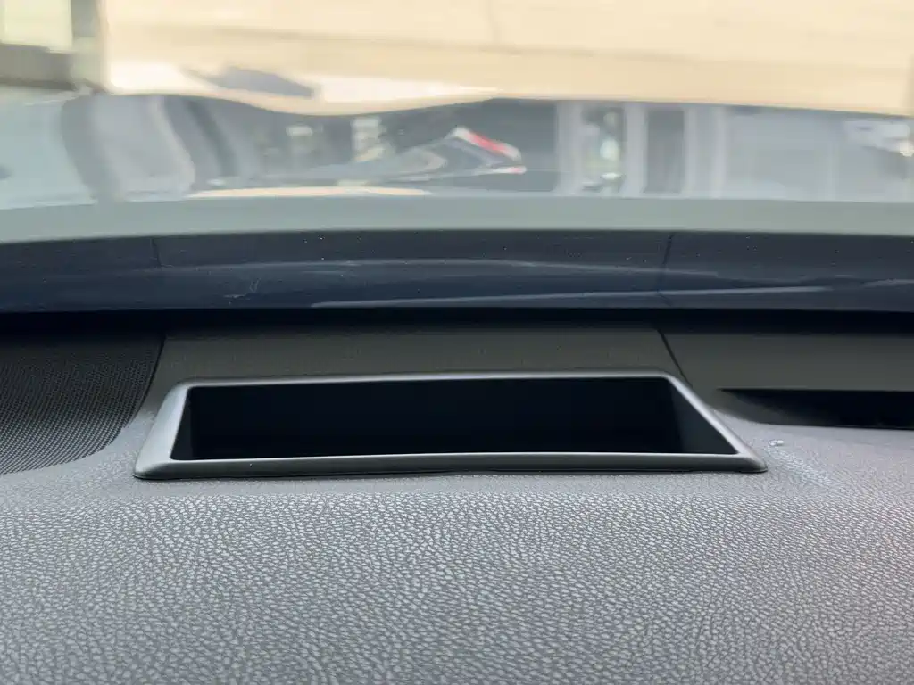 Toyota Camry — фото 18