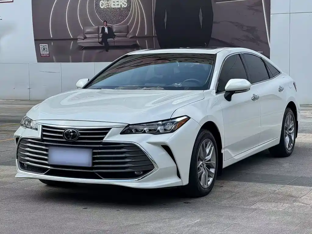 Toyota Avalon — фото 3