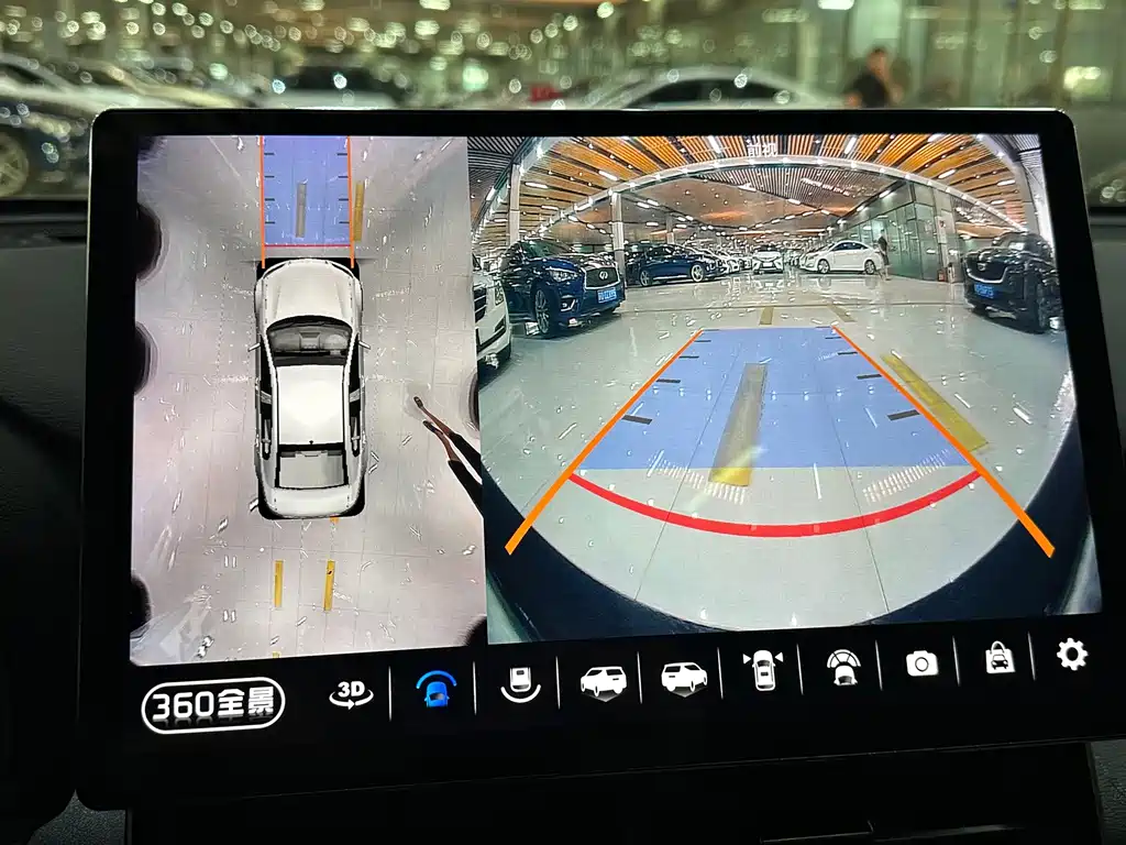 Toyota Avalon — фото 33
