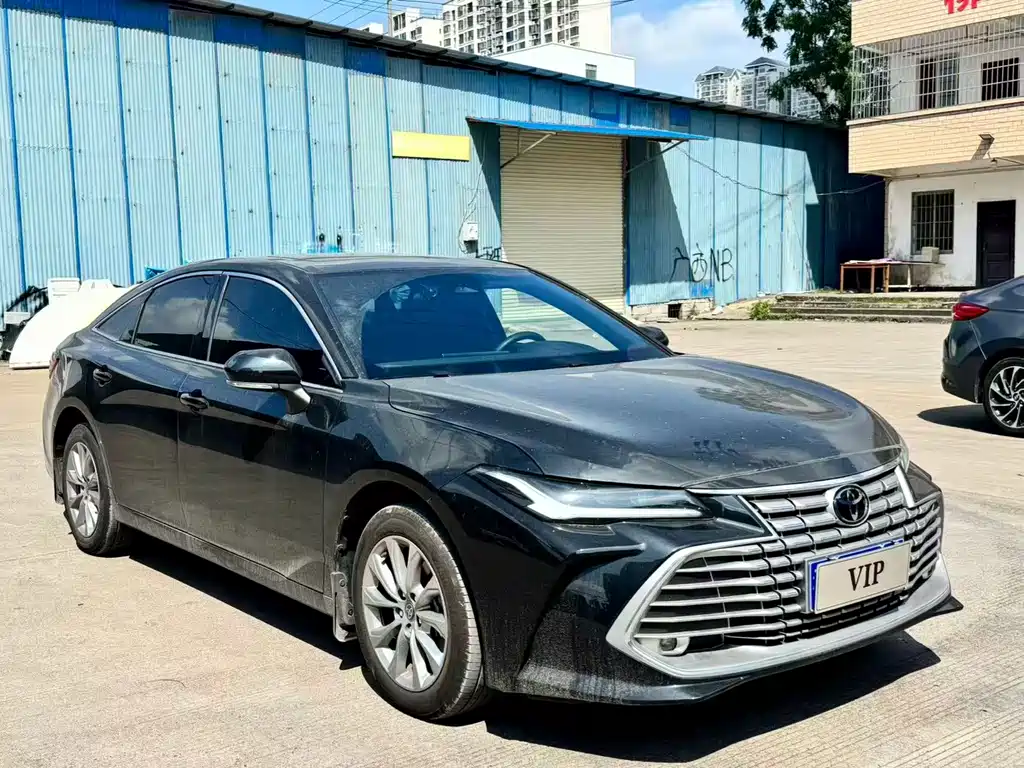 Toyota Avalon — фото 3