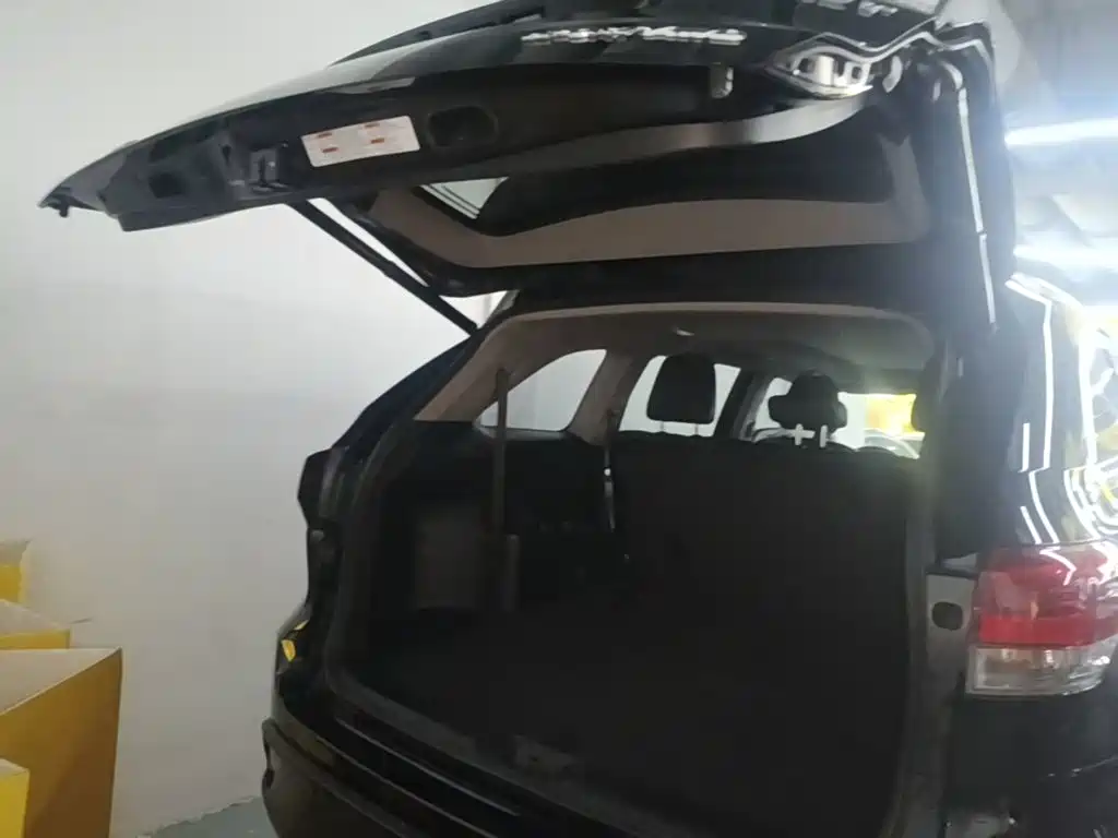 Toyota Highlander — фото 19