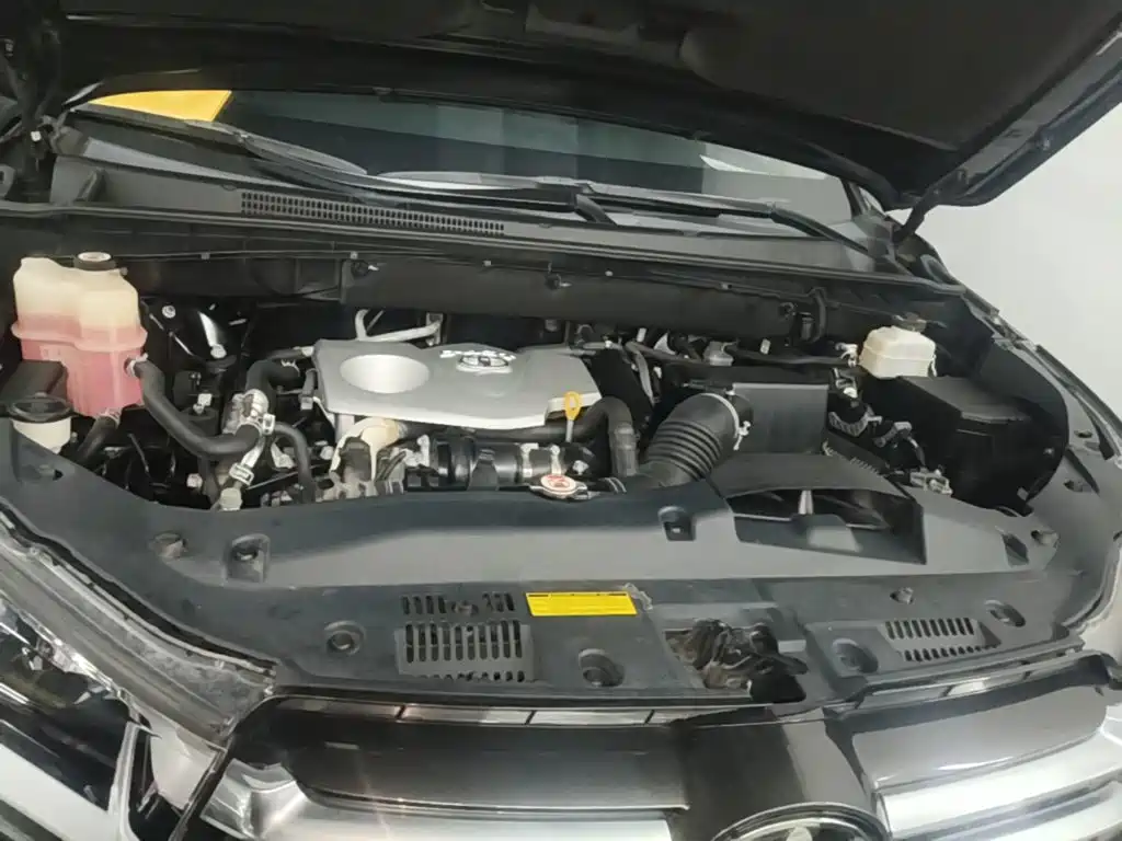 Toyota Highlander — фото 20