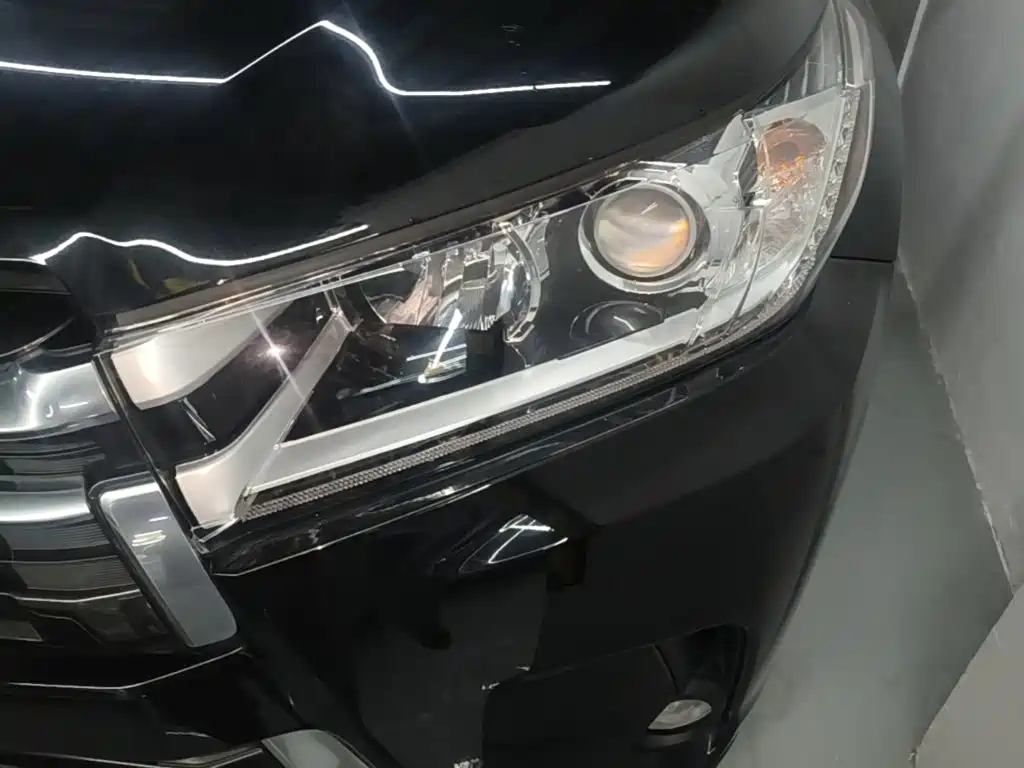 Toyota Highlander — фото 24