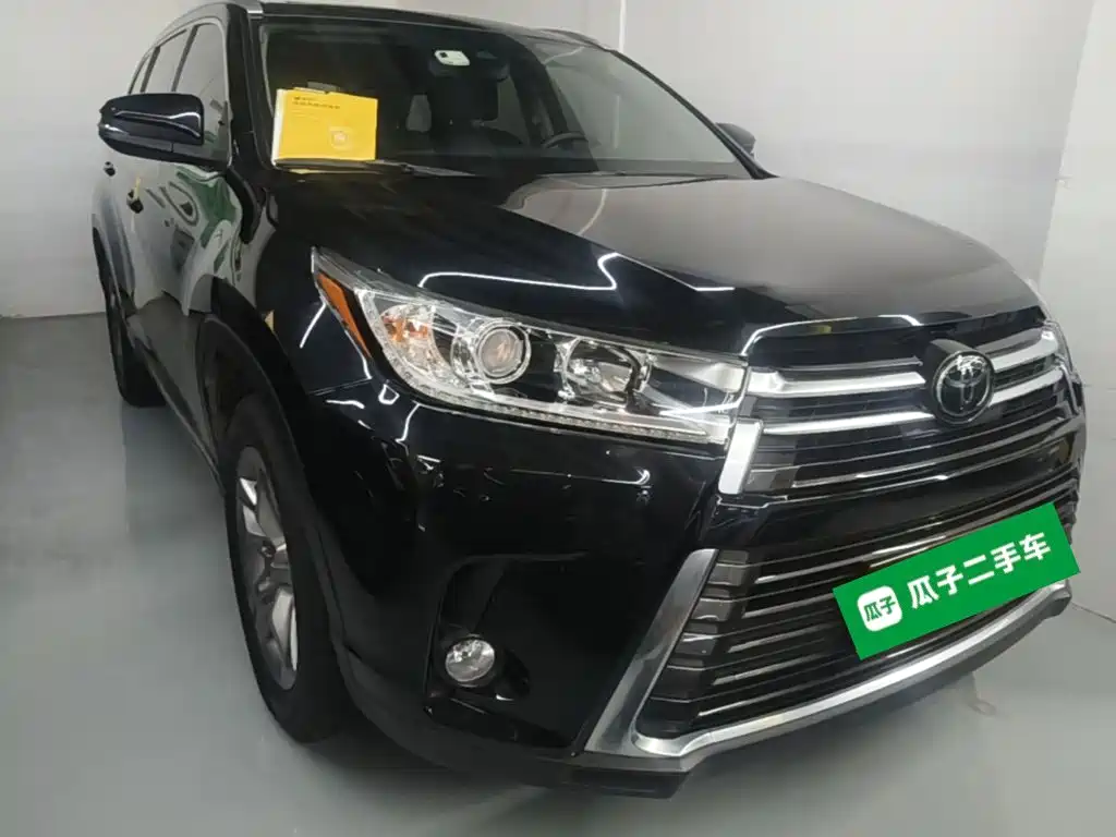Toyota Highlander — фото 4