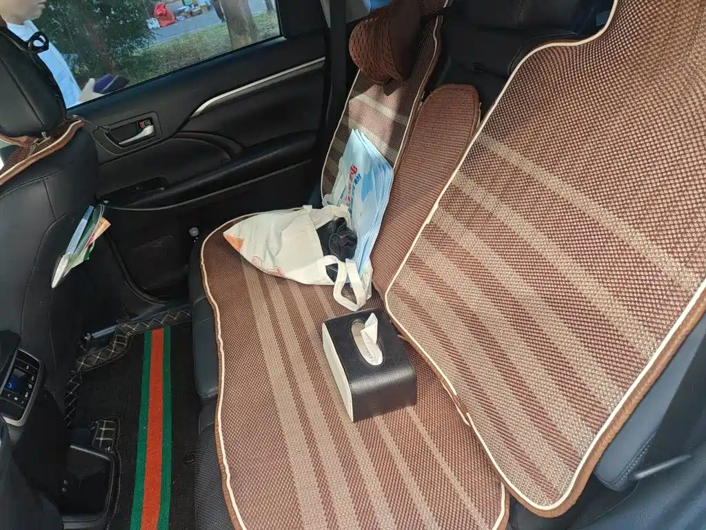 Toyota Highlander — фото 15