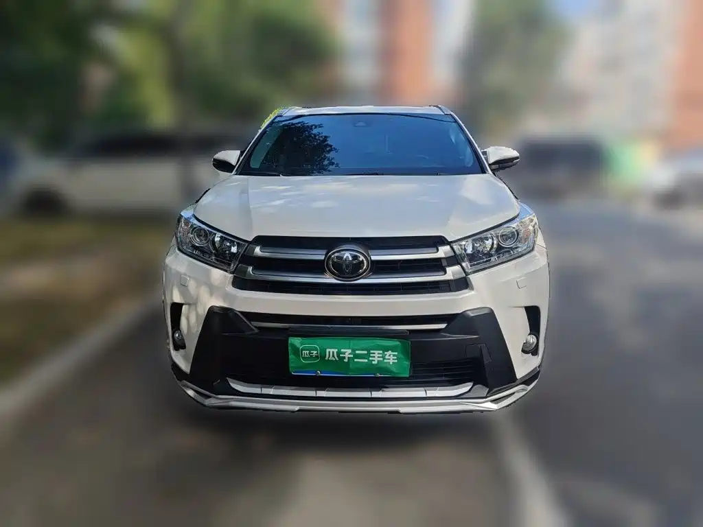 Toyota Highlander — фото 23