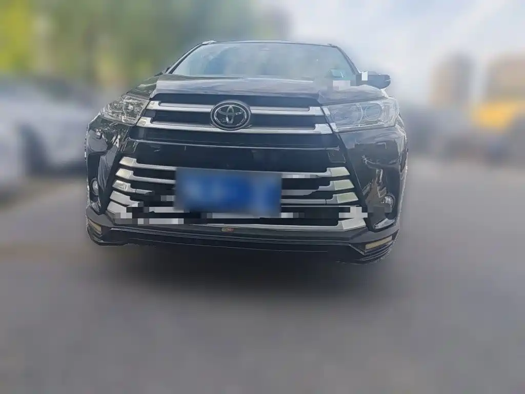 Toyota Highlander — фото 23
