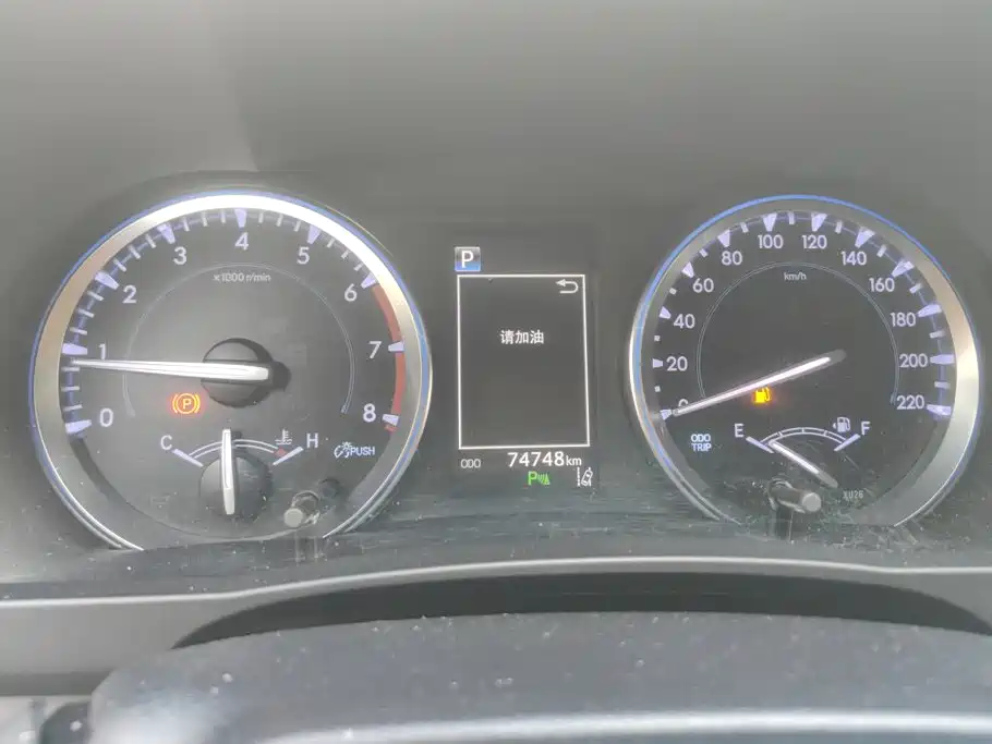 Toyota Highlander — фото 14