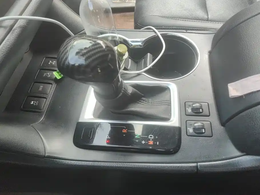 Toyota Highlander — фото 16
