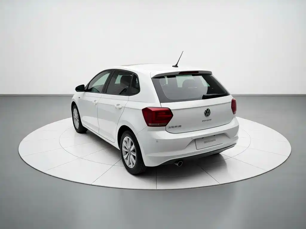 Volkswagen Polo — фото 4