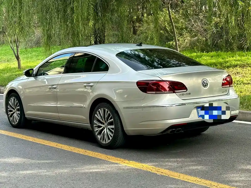 Volkswagen CC — фото 6