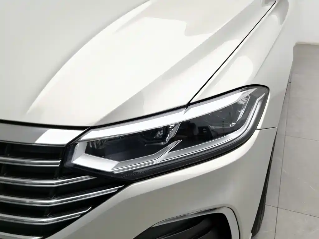 Volkswagen Lavida — фото 7