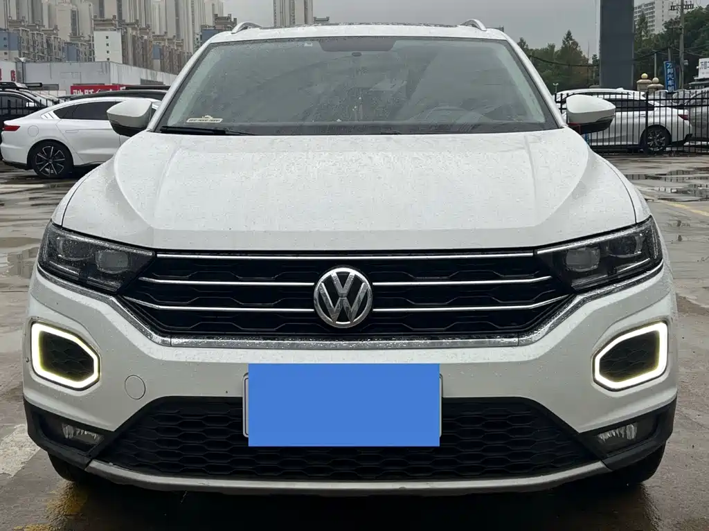 Volkswagen T-Roc — фото 2
