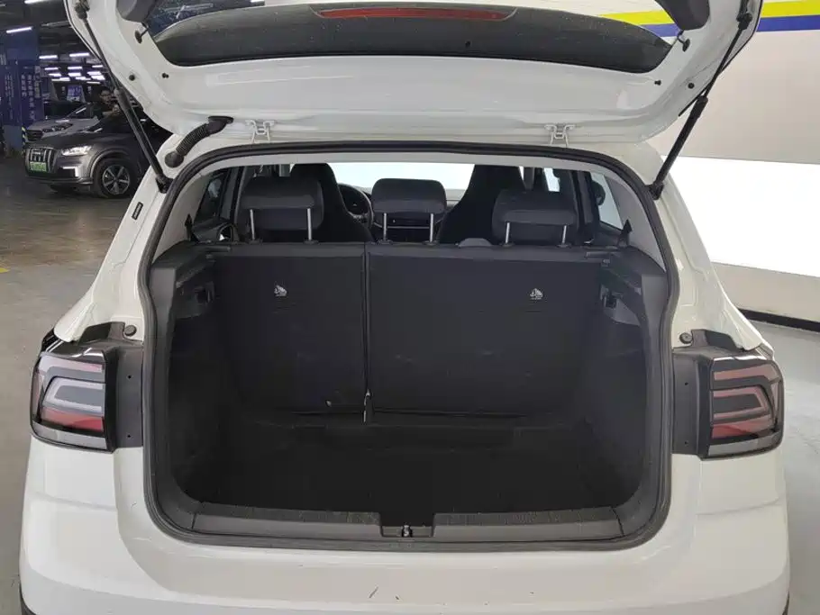 Volkswagen T-Cross — фото 4