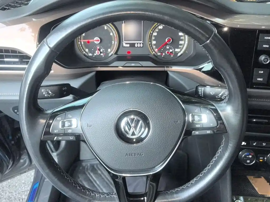 Volkswagen Tharu — фото 3