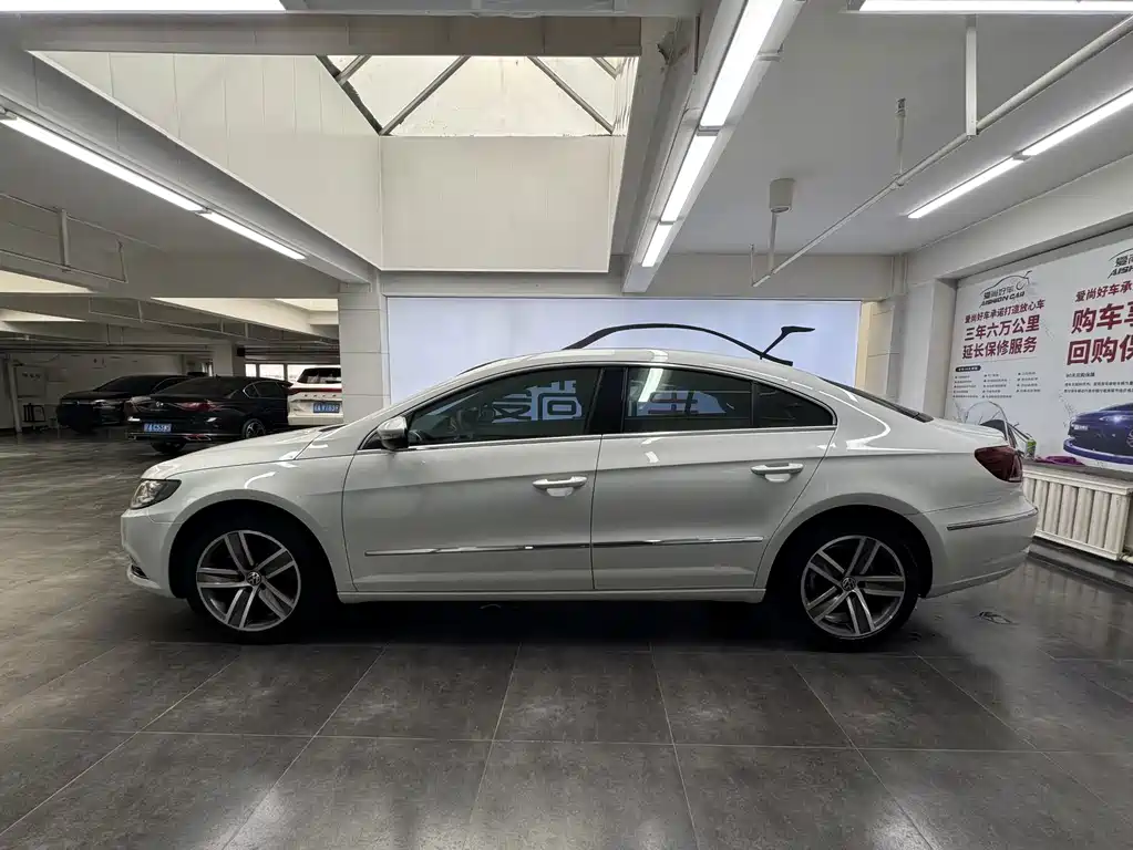 Volkswagen CC — фото 4