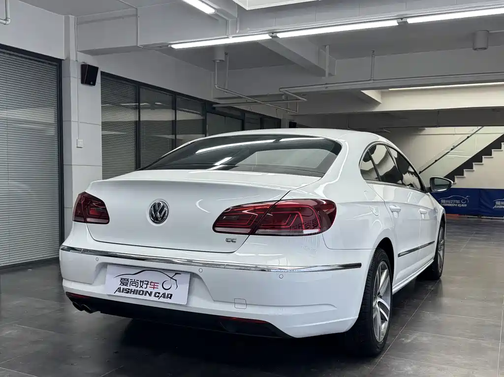 Volkswagen CC — фото 7