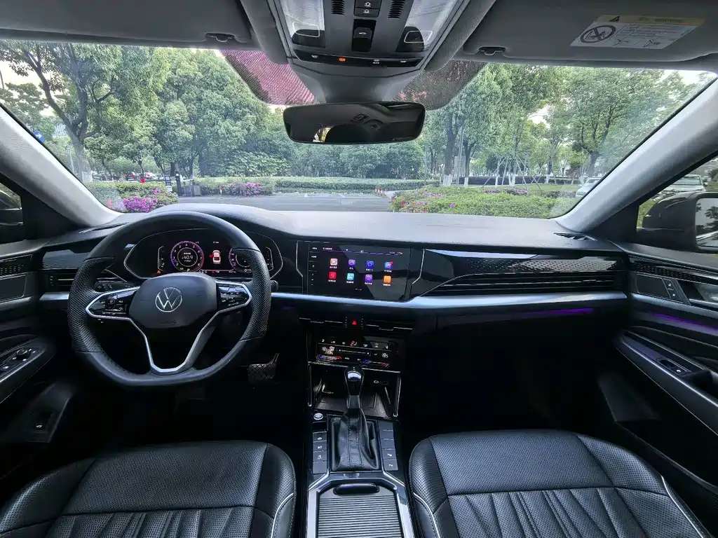 Volkswagen Passat — фото 6