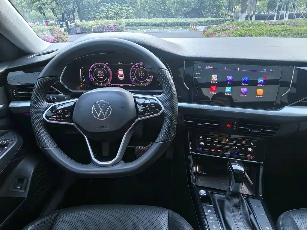 Volkswagen Passat — фото 7