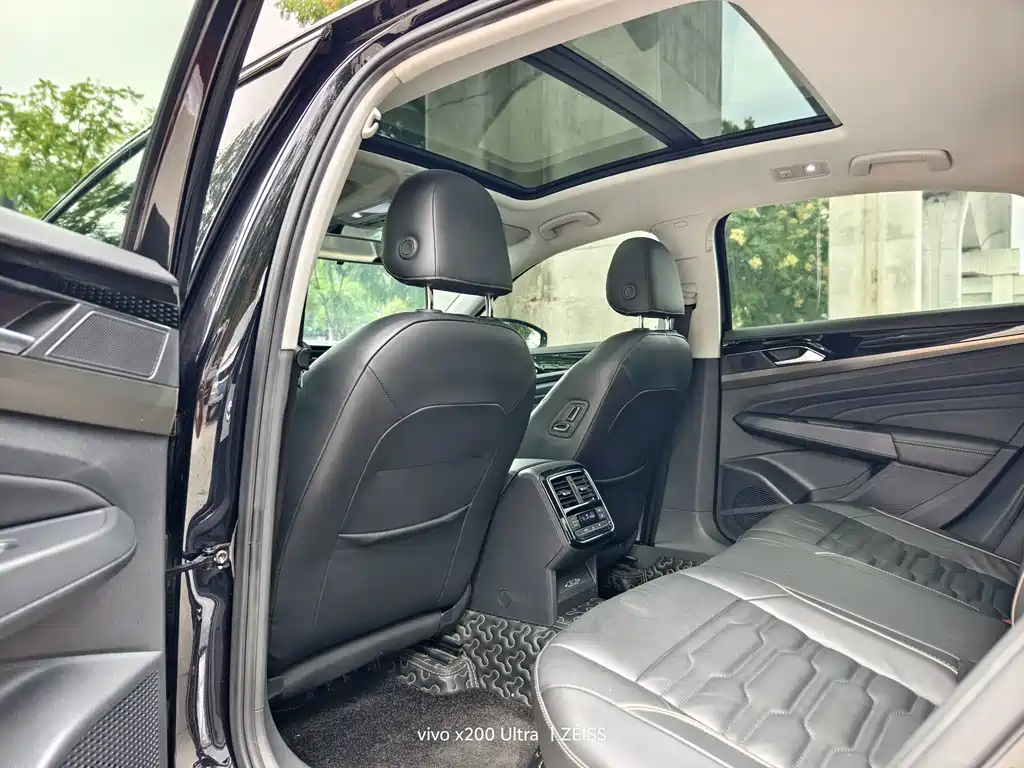 Volkswagen Passat — фото 5