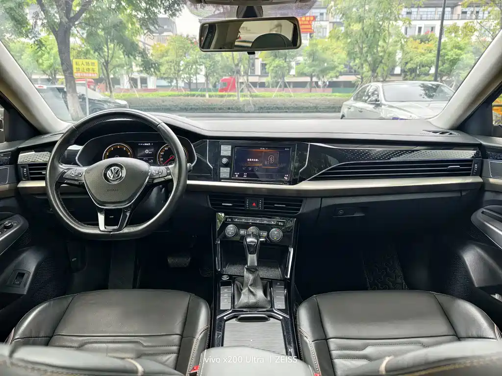 Volkswagen Passat — фото 6