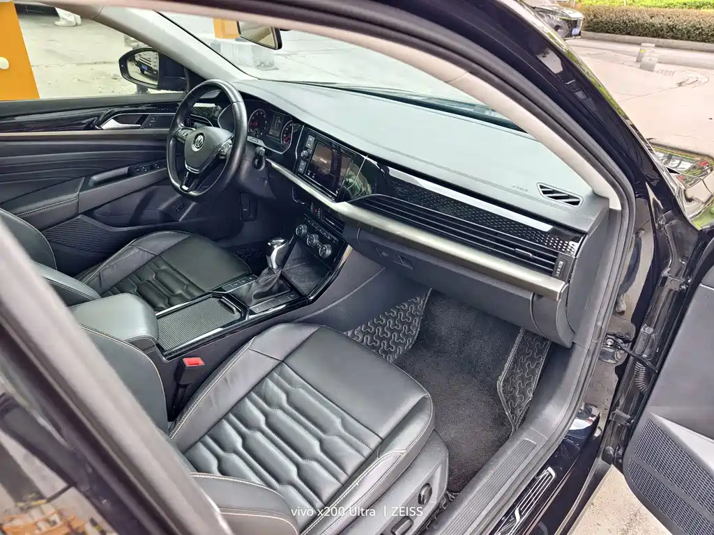 Volkswagen Passat — фото 9