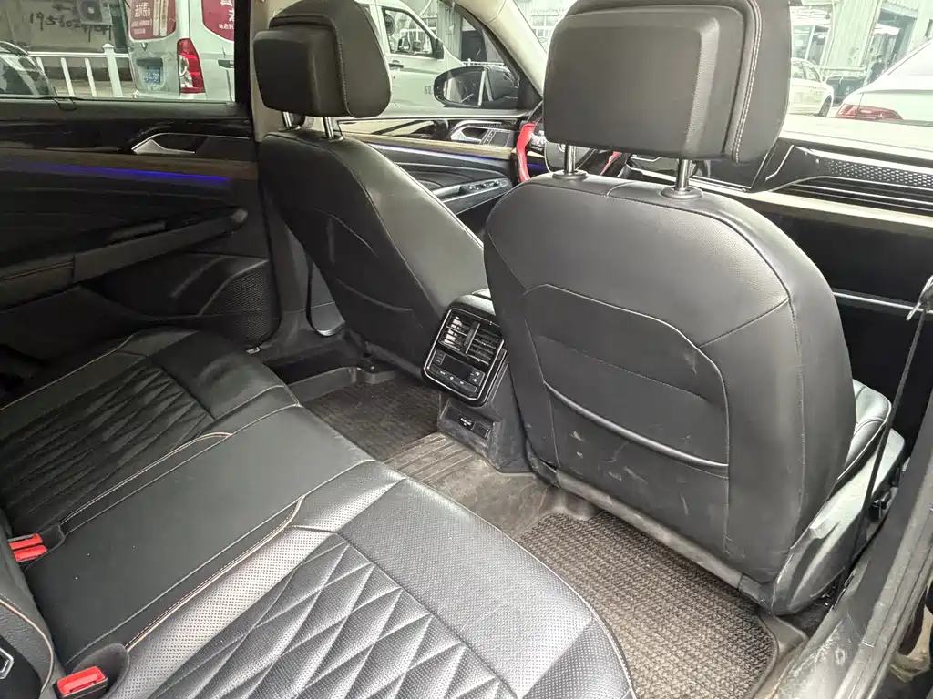 Volkswagen Passat — фото 5