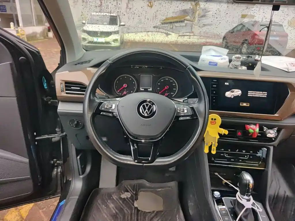 Volkswagen Tharu — фото 6