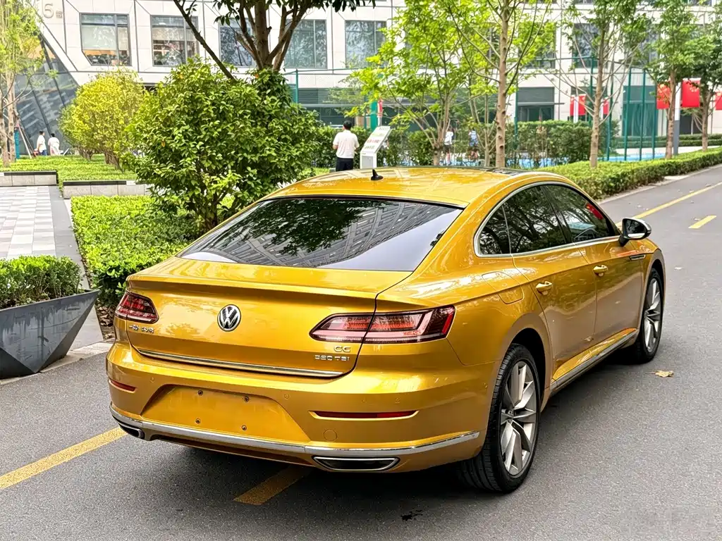 Volkswagen CC — фото 2