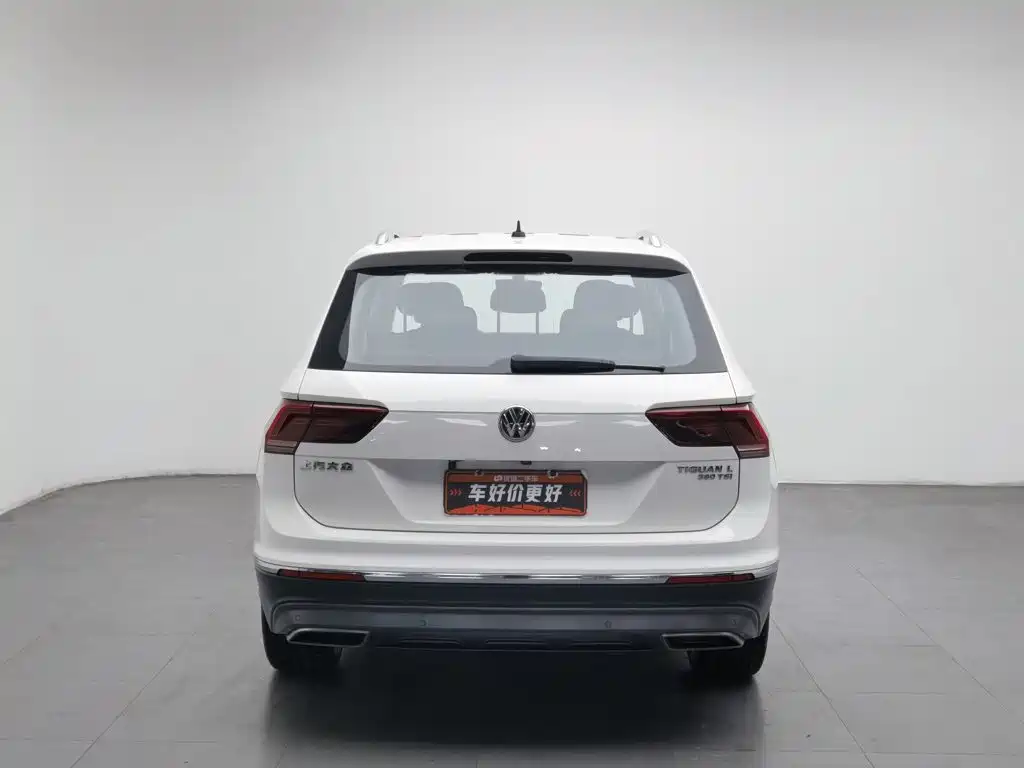 Volkswagen Tiguan L — фото 4