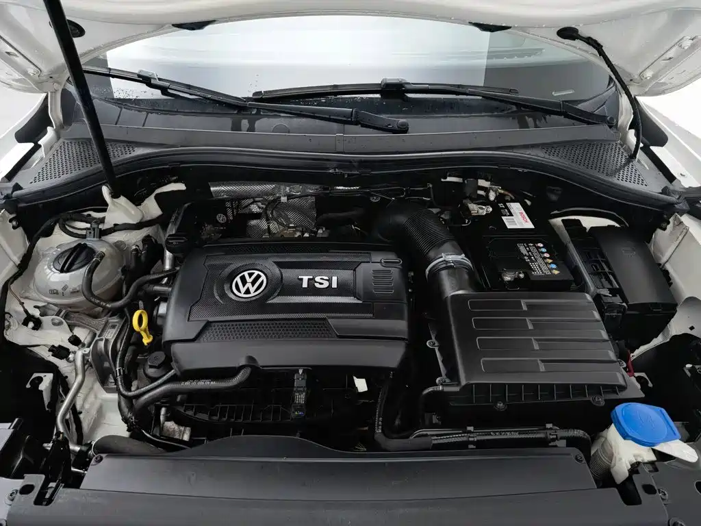 Volkswagen Tiguan L — фото 6